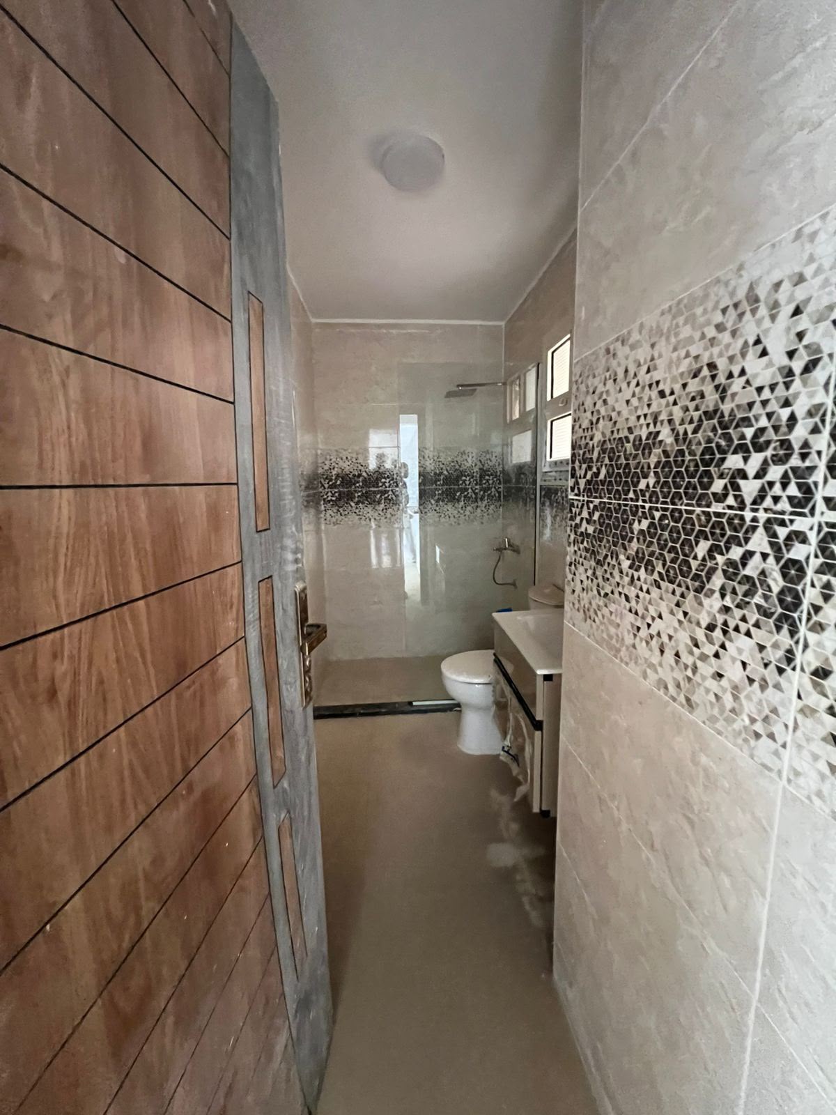 شقه للبيع دور اول مرحله تالته نموذج f